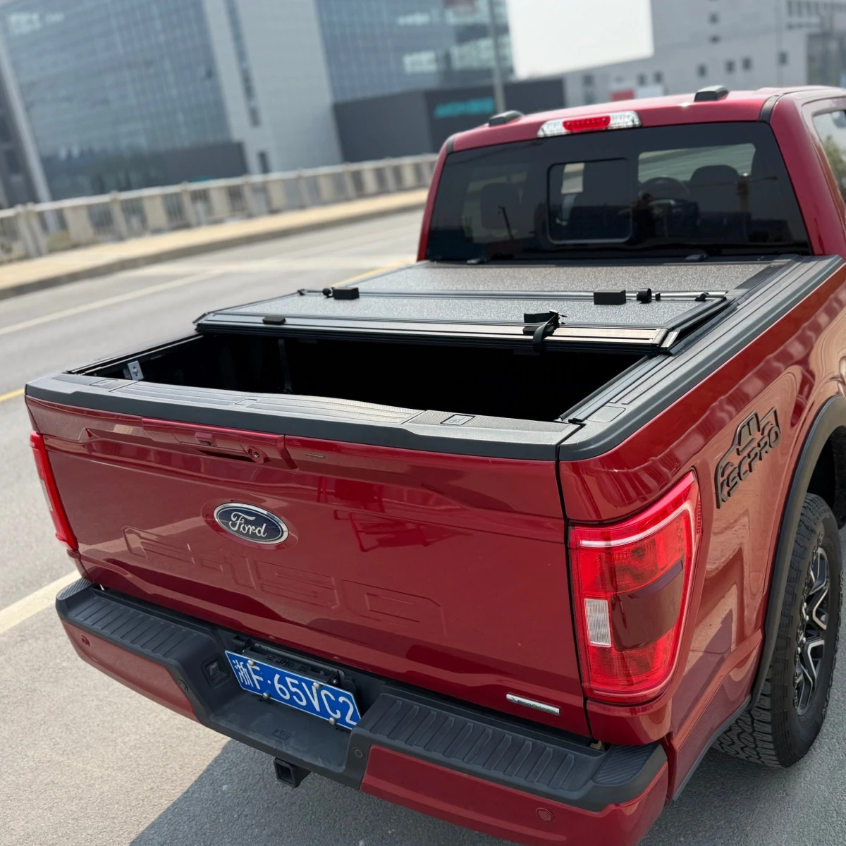 Ford Ranger Tonneau Cover factory